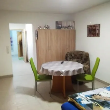 Appartement Sowade - Alle Mit Bad Und Eigener Kueche Nebra