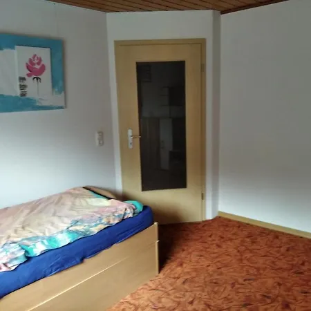 Apartment Sowade - Alle Mit Bad Und Eigener Küche Nebra