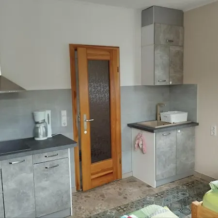 Sowade - Alle Mit Bad Und Eigener Kueche Appartement Nebra